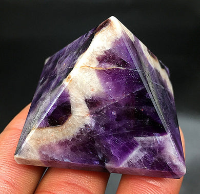 Natural Reiki Amethyst Crystal Pyramid Point healing